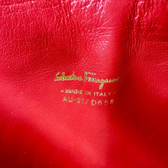 Salvatore Ferragamo Gancini Clasp Top Handle Bag | Leather | Made in Italy - Picture 10 of 10